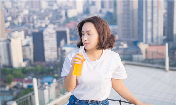余杭关于试管代生助孕多少钱的详尽分析与指导